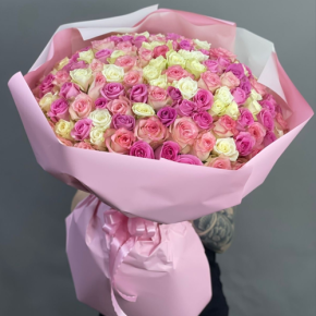 Букет из 151 кенийской розы микс (40 см) в Подольске