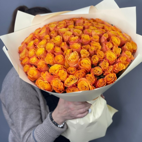 Букет из 101 огненной розы (40 см) в Подольске