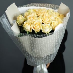 Букет из 19 роз Аваланж (70 см) в Подольске