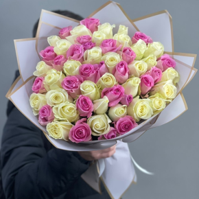 Букет из 51 розы микс  (40 см) в Подольске
