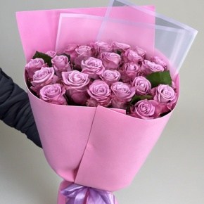 Букет из 25 тепличных лиловых роз Меритим в Подольске