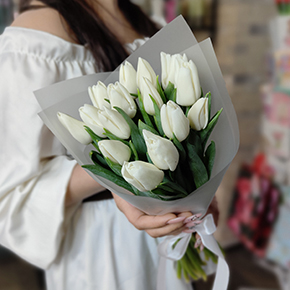Букет из 15 белых тюльпанов в Подольске