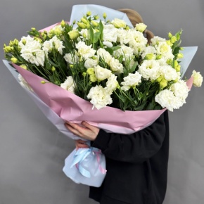 Букет "Изысканность" из 31 белой эустомы в Подольске