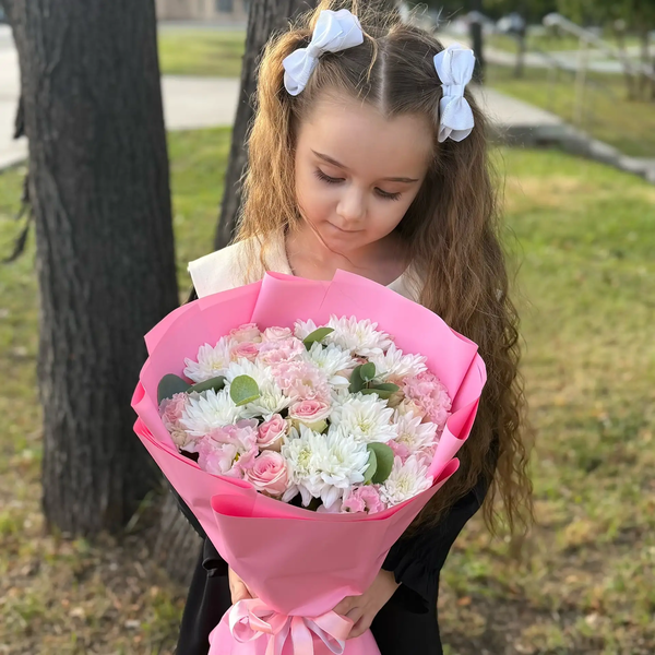 Букет из хризантем, эустом и роз в Подольске