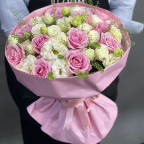Букет "Нежное признание" из роз и эустом в Подольске
