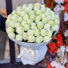 Букет 51 белая роза (50 см) в Подольске