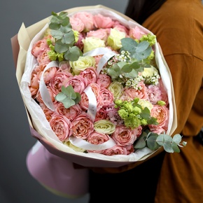 Букет "Миссис" из кустовой розы Джульетта и эустом в Подольске