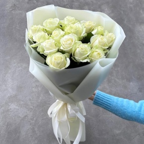Букет "Умка" из 15 белых роз (50 см) в Подольске