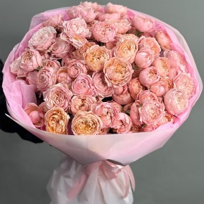 Букет из 35 кустовых пионовидных роз Джульетта (60 см) в Подольске