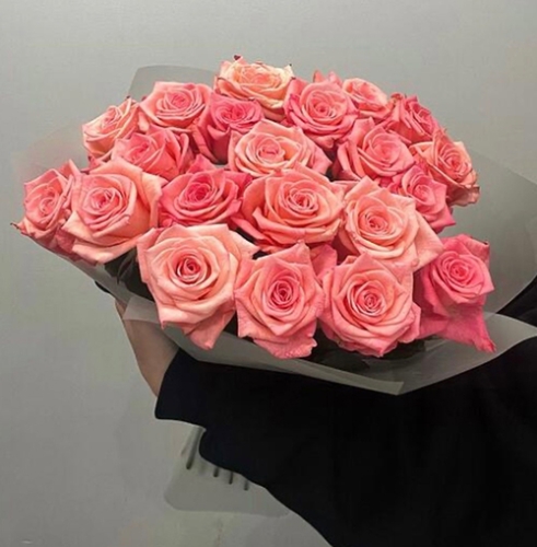 Букет из 21 розовой розы (50 см) в Подольске