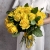 Букет из 25 лимонных роз с рускусом (40 см) в Подольске