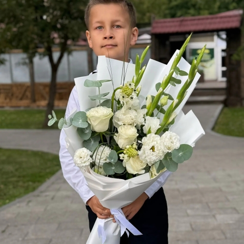 Букет на 1 сентября с гладиолусами, розами, эустомой и орнитогалумом в Подольске